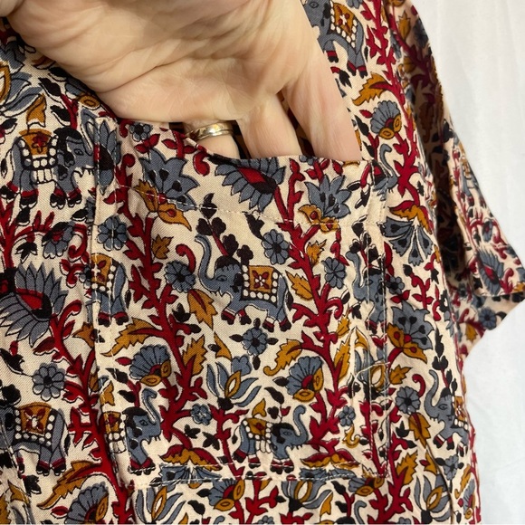 PAPILLON Women’s Vintage Red Gold Elephant Button Down Short Sleeve Size Medium - Picture 8 of 13